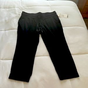Lululemon ready to rulu crop jogger new with tags